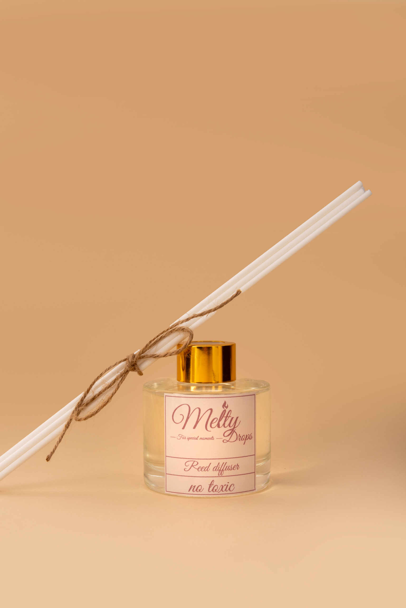 Αρωματικό χώρου Reed Diffuser 100 ml σε γυάλινο στρογγυλό μπουκάλι