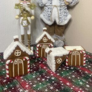 Κεραμικό δοχείο σε σχήμα σπιτάκι με κερί